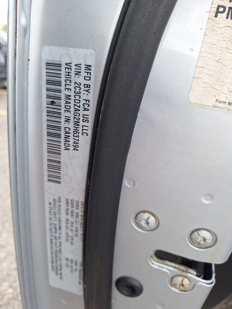 Used 2021 Dodge Challenger SXT w/ Driver Convenience Group image 28