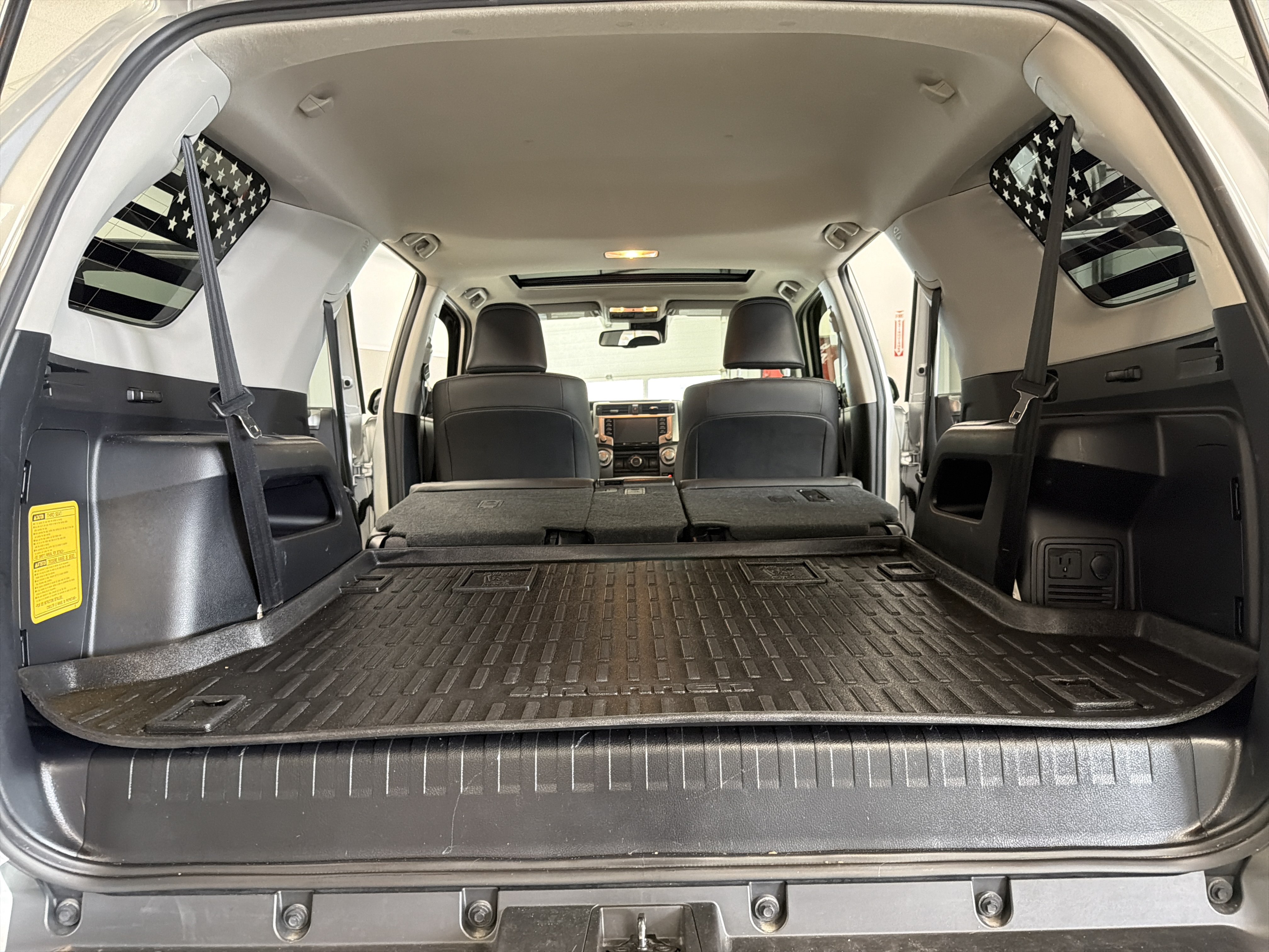 Used 2024 Toyota 4Runner SR5 Premium w/ Moonroof Package AWD/4WD image 32