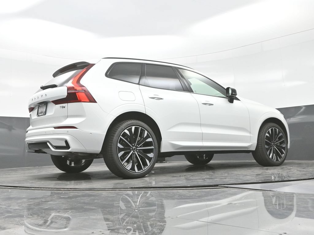 New 2026 Volvo XC60 T8 Ultra w/ Climate Package AWD/4WD image 25