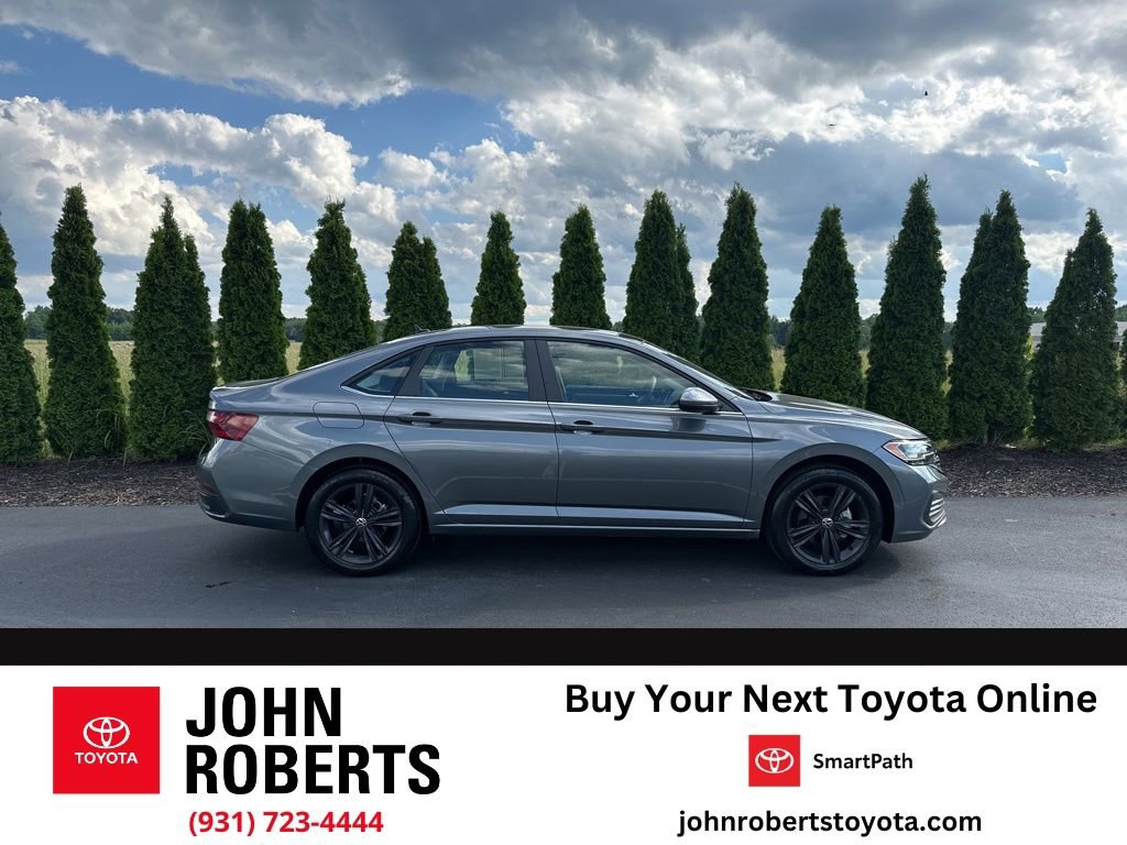 Used 2023 Volkswagen Jetta SE