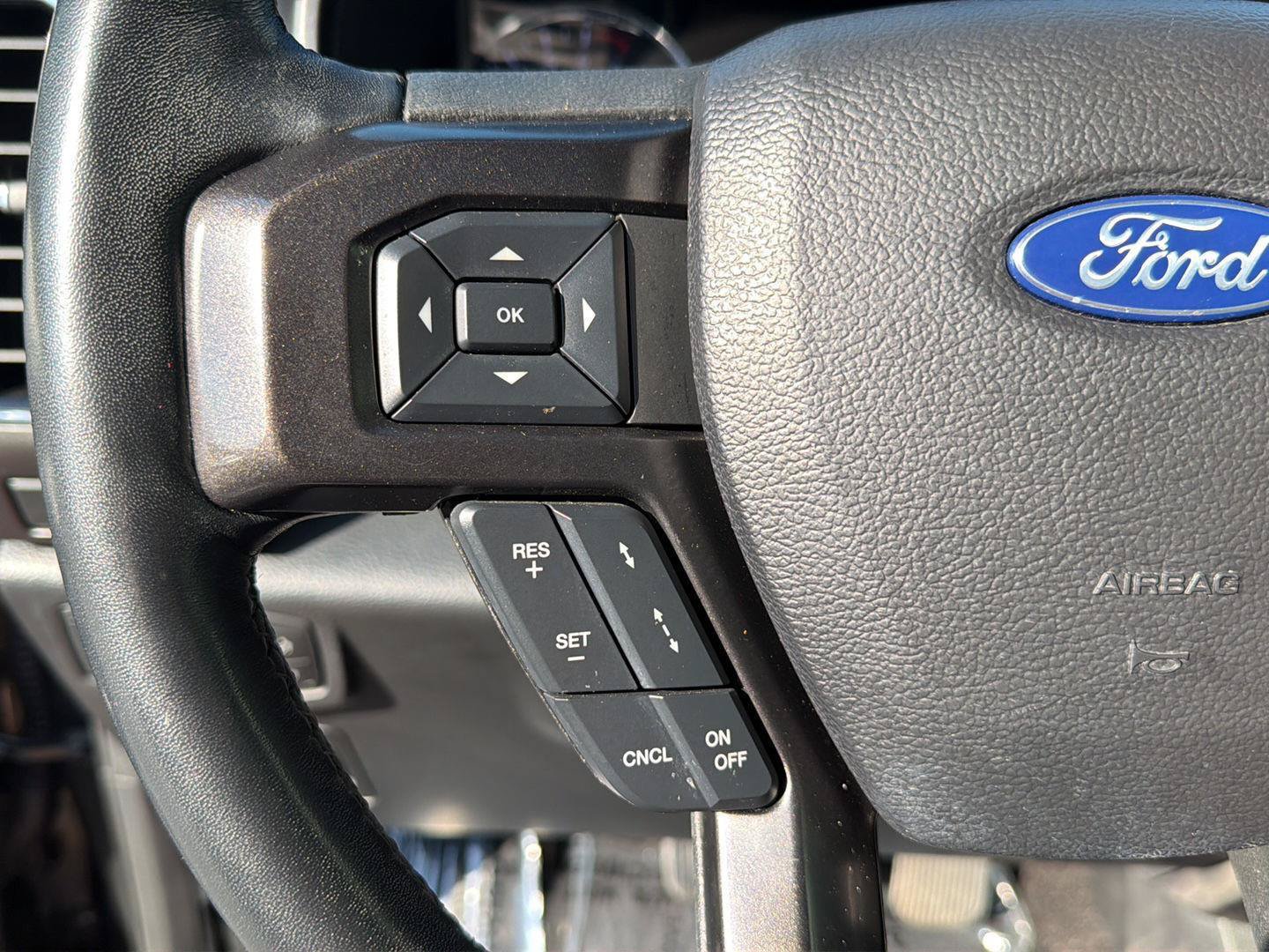 Used 2021 Ford Expedition Limited RWD image 23