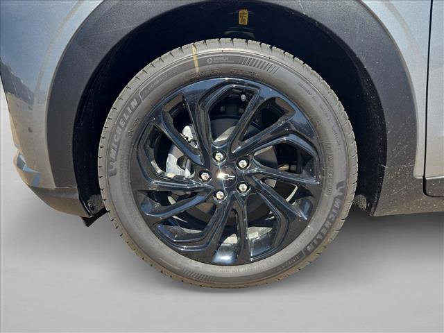 New 2027 Chevrolet Bolt RS w/ Technology Package FWD image 11