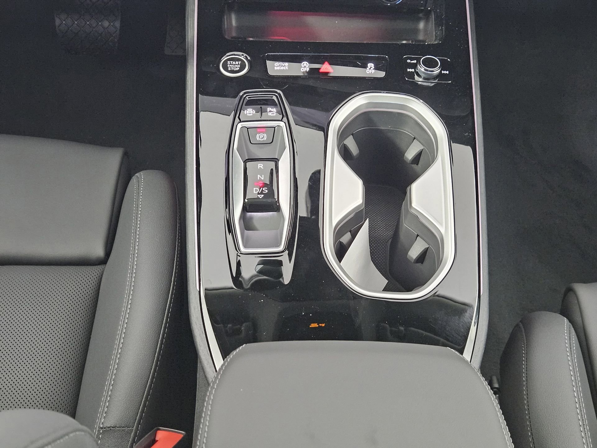 New 2026 Audi A6 Prestige AWD/4WD image 22