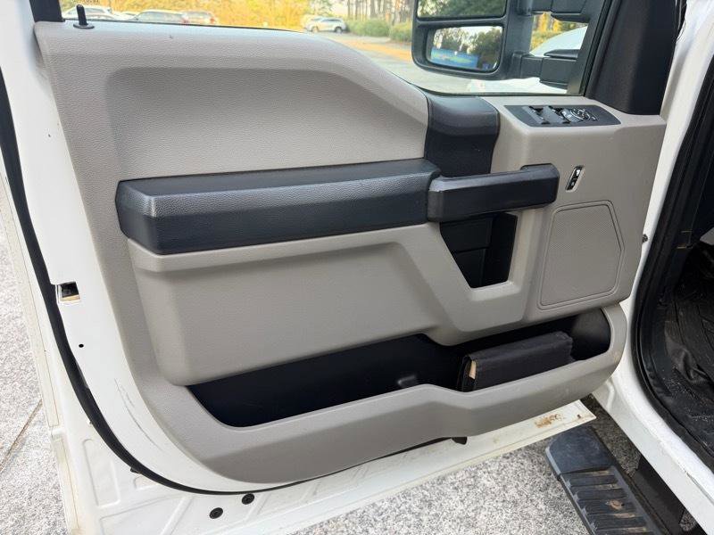 Used 2018 Ford F450 XL w/ Power Equipment Group image 20