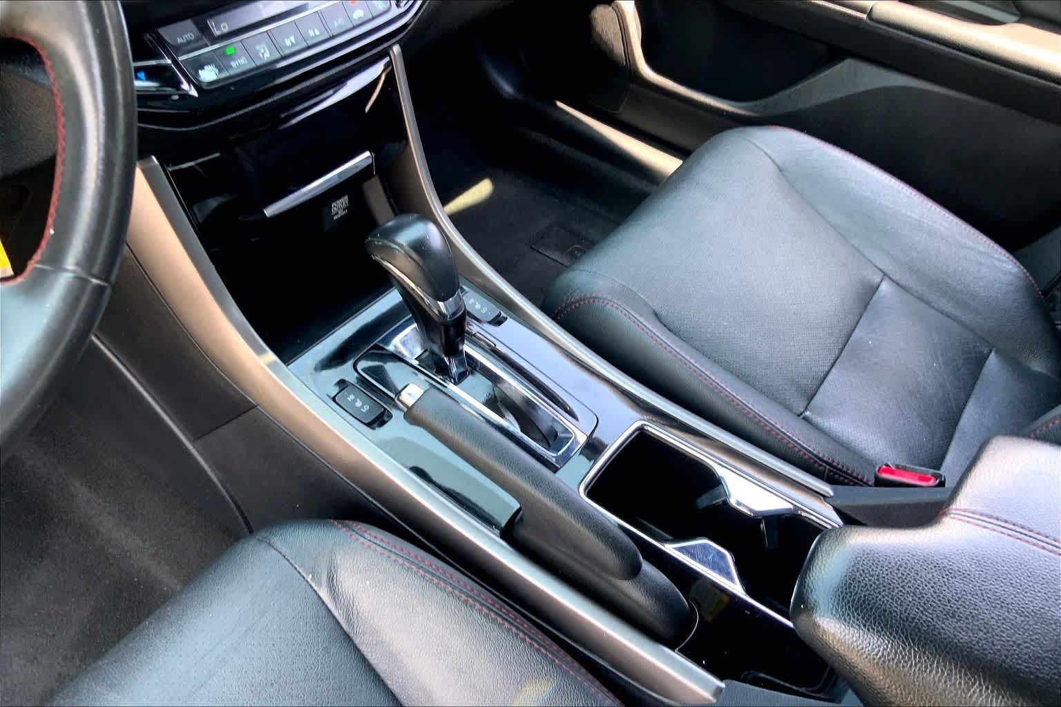 Used 2017 Honda Accord Sport Special Edition image 15