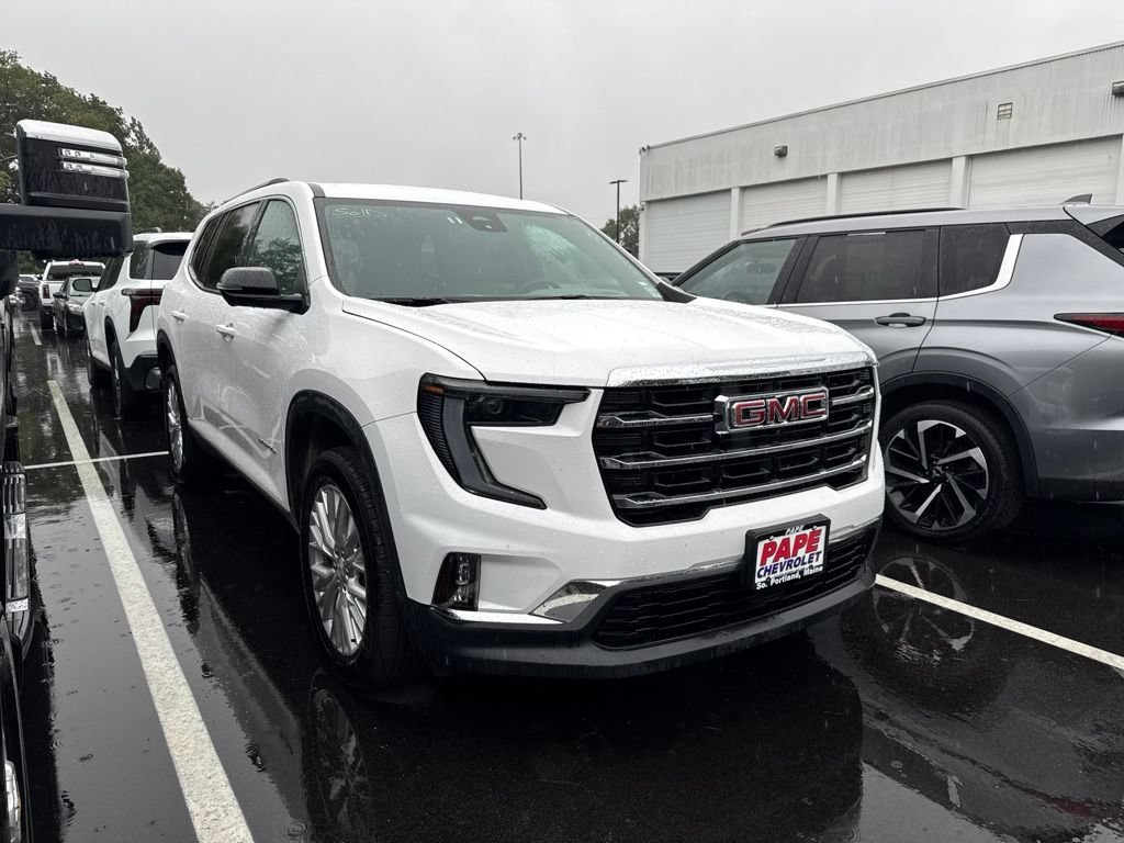 Used 2026 GMC Acadia Elevation w/ Elevation Premium Package AWD/4WD image 2