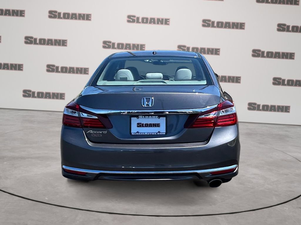 Used 2017 Honda Accord EX image 4