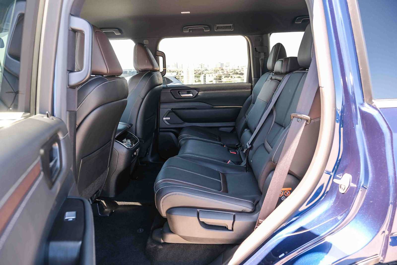 Used 2026 Nissan Armada SL RWD image 19