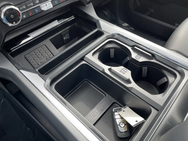 New 2025 Ford F350 Lariat w/ Lariat Ultimate Package image 13