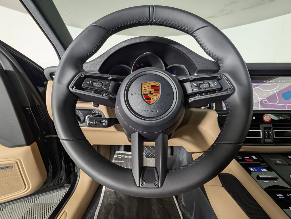 New 2026 Porsche Macan image 36