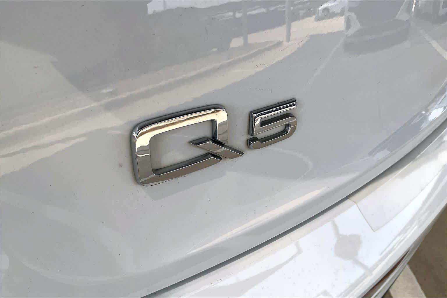 Used 2021 Audi Q5 2.0T Premium AWD/4WD image 30
