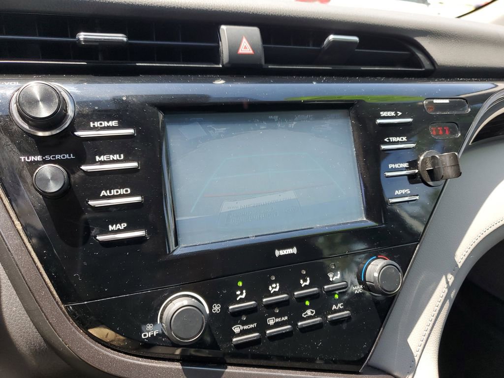 Used 2020 Toyota Camry LE FWD image 26