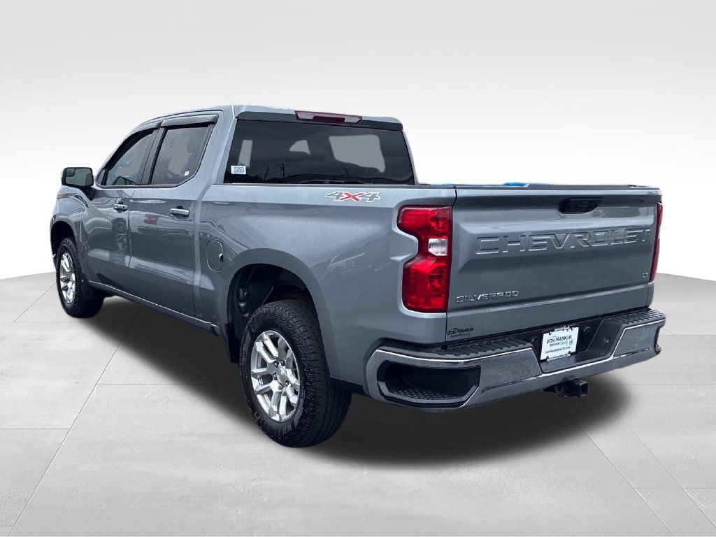 Used 2023 Chevrolet Silverado 1500 LT AWD/4WD image 3
