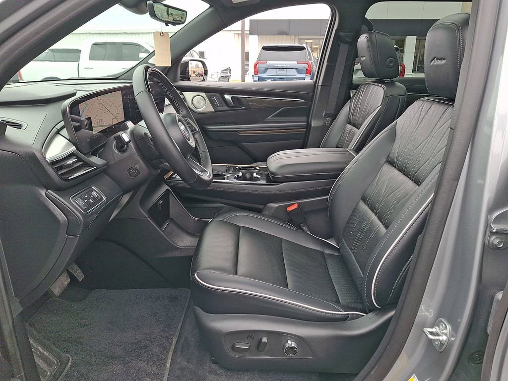 Used 2025 Buick Enclave Avenir w/ Super Cruise Package image 15