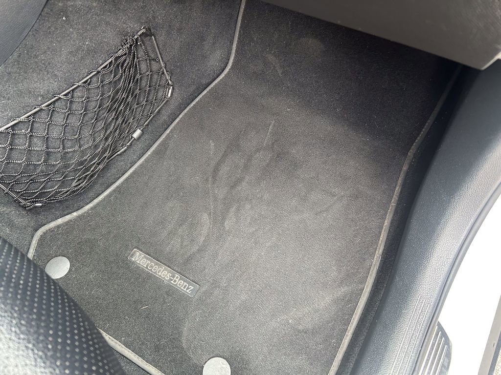 Used 2016 Mercedes-Benz GLC 300 image 23