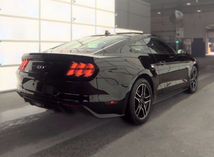 Used 2022 Ford Mustang GT Premium w/ Ford Safe & Smart Package RWD image 2