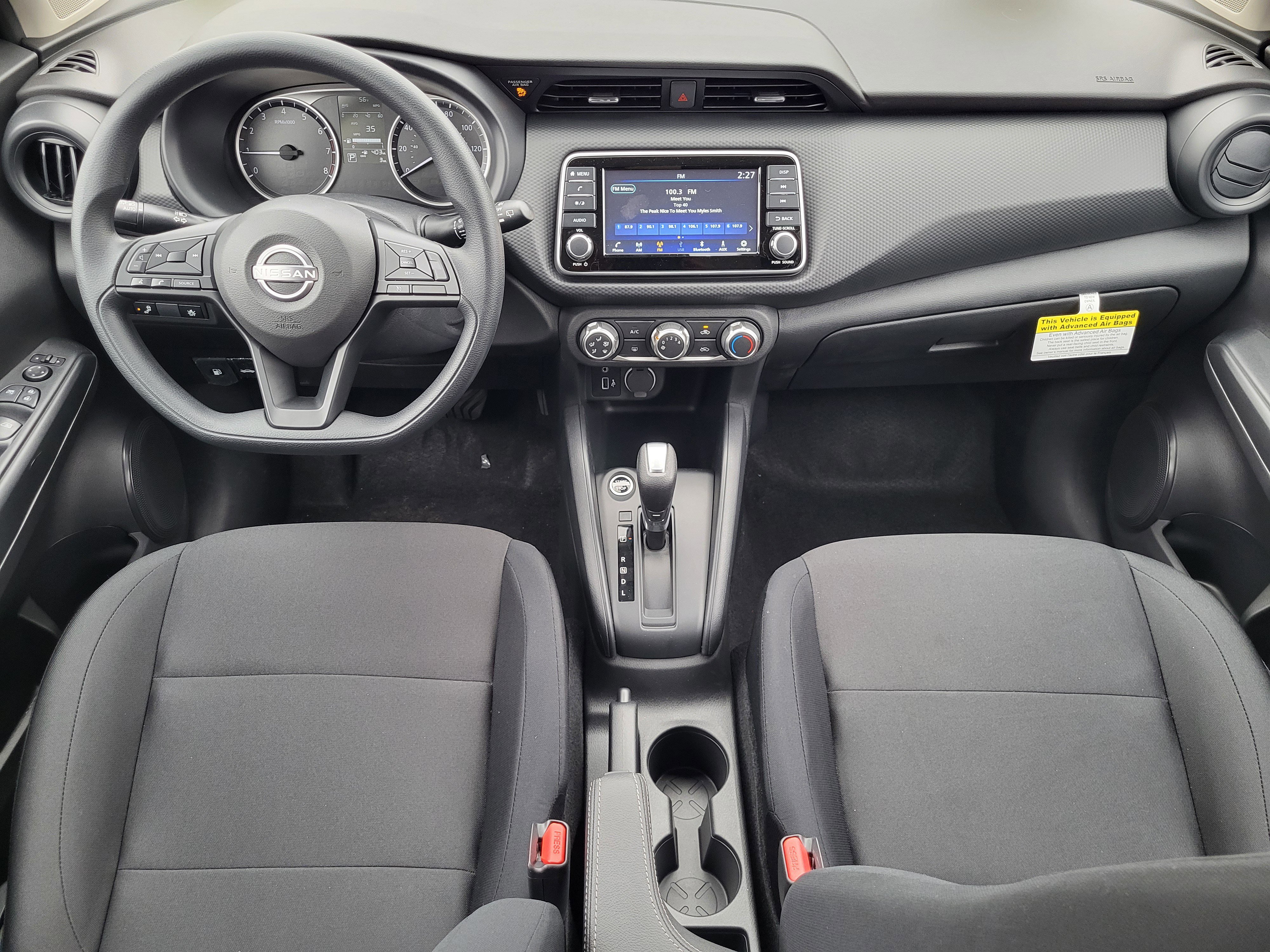 New 2025 Nissan Kicks Play S image 8