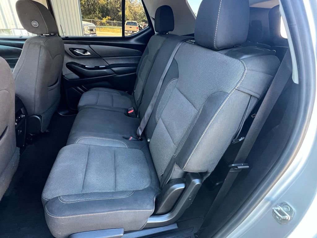 Used 2020 Chevrolet Traverse LS image 14