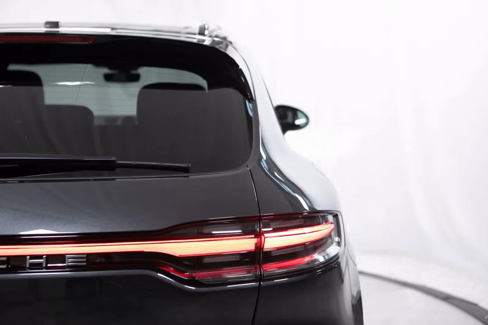 Certified 2026 Porsche Macan AWD/4WD image 21