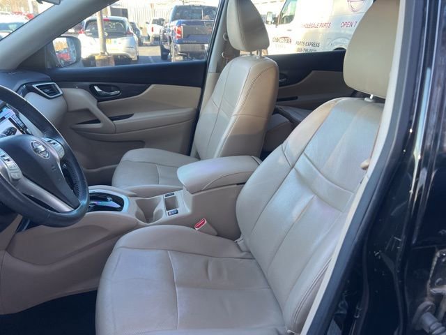 Used 2016 Nissan Rogue SL image 9