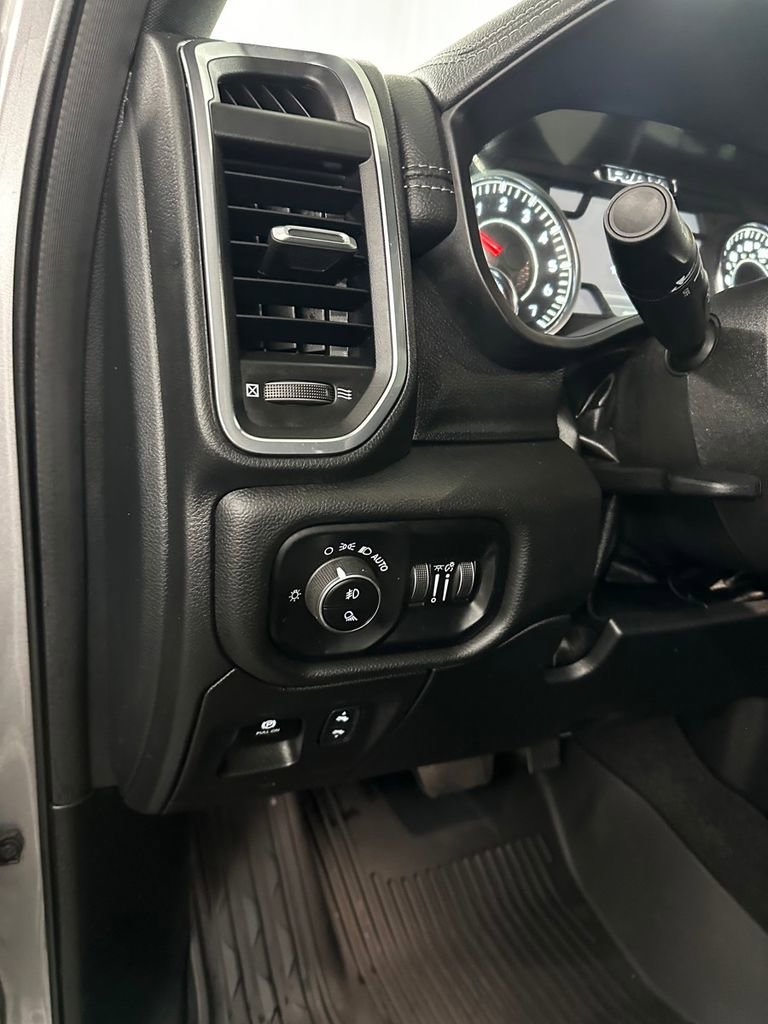 Used 2025 RAM 1500 Laramie w/ Laramie Southwest Edition image 15