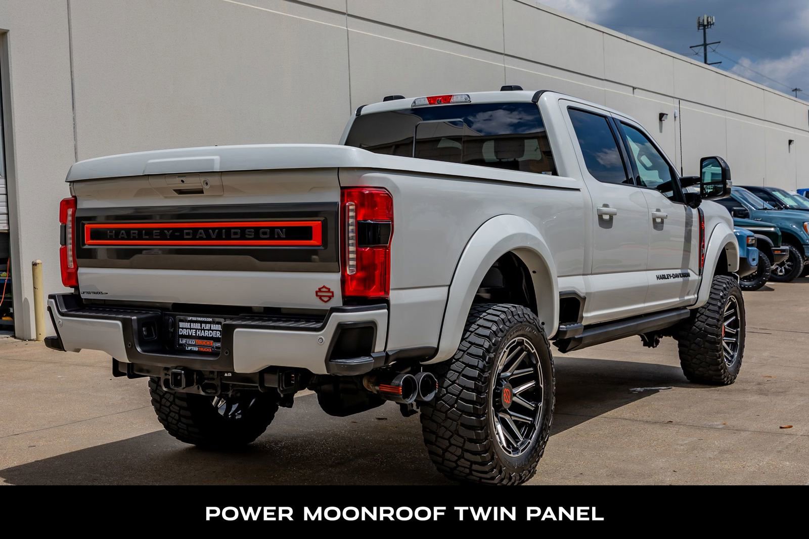 Used 2024 Ford F250 Lariat w/ Lariat Ultimate Package AWD/4WD image 9