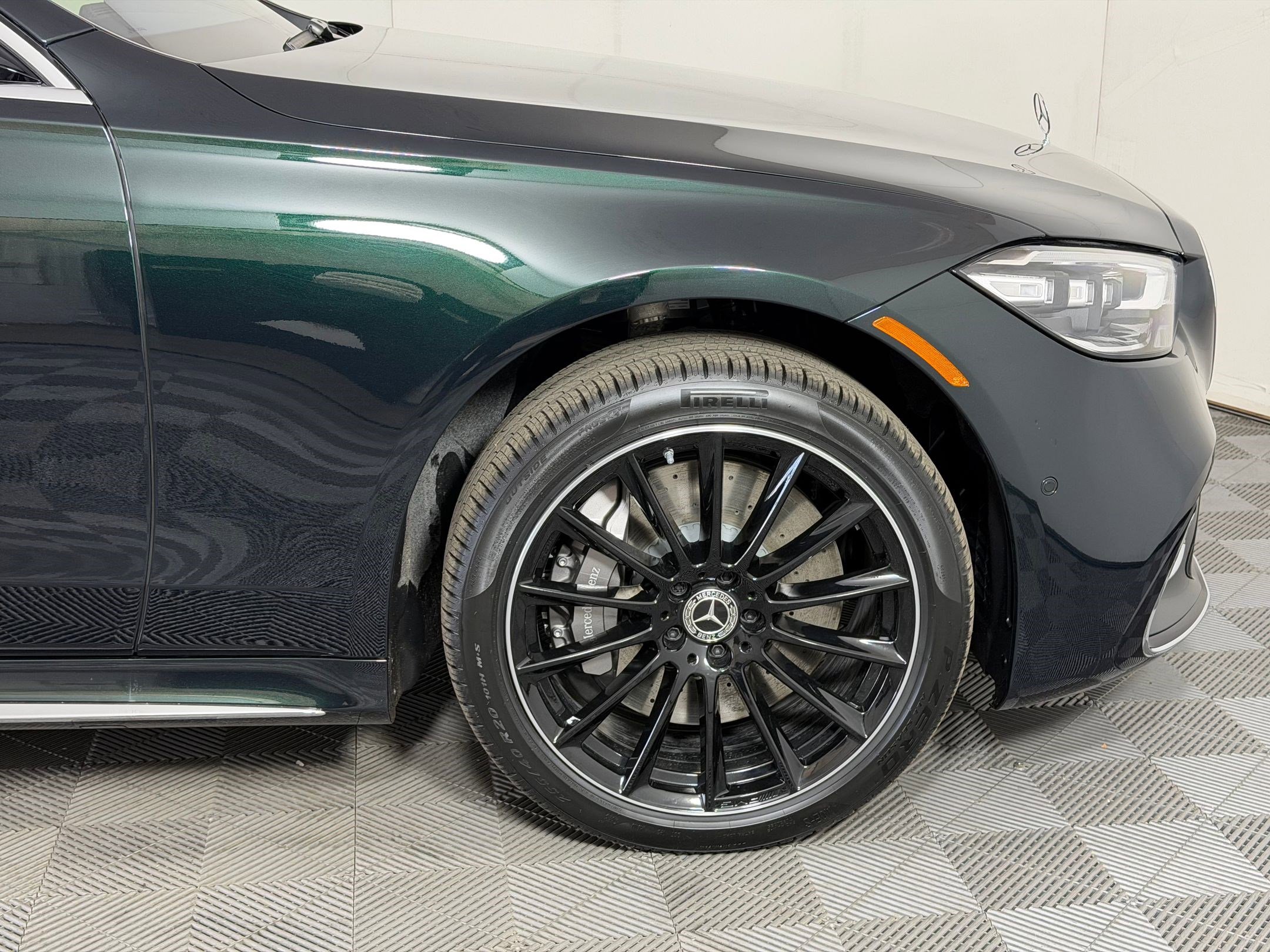 New 2026 Mercedes-Benz S 580 4MATIC Sedan image 11