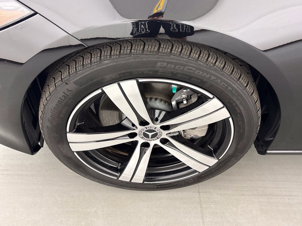 Used 2025 Mercedes-Benz C 300 4MATIC Sedan image 11