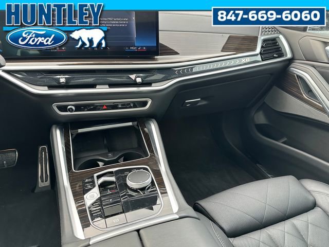 Used 2024 BMW X6 xDrive40i w/ Premium Package image 19