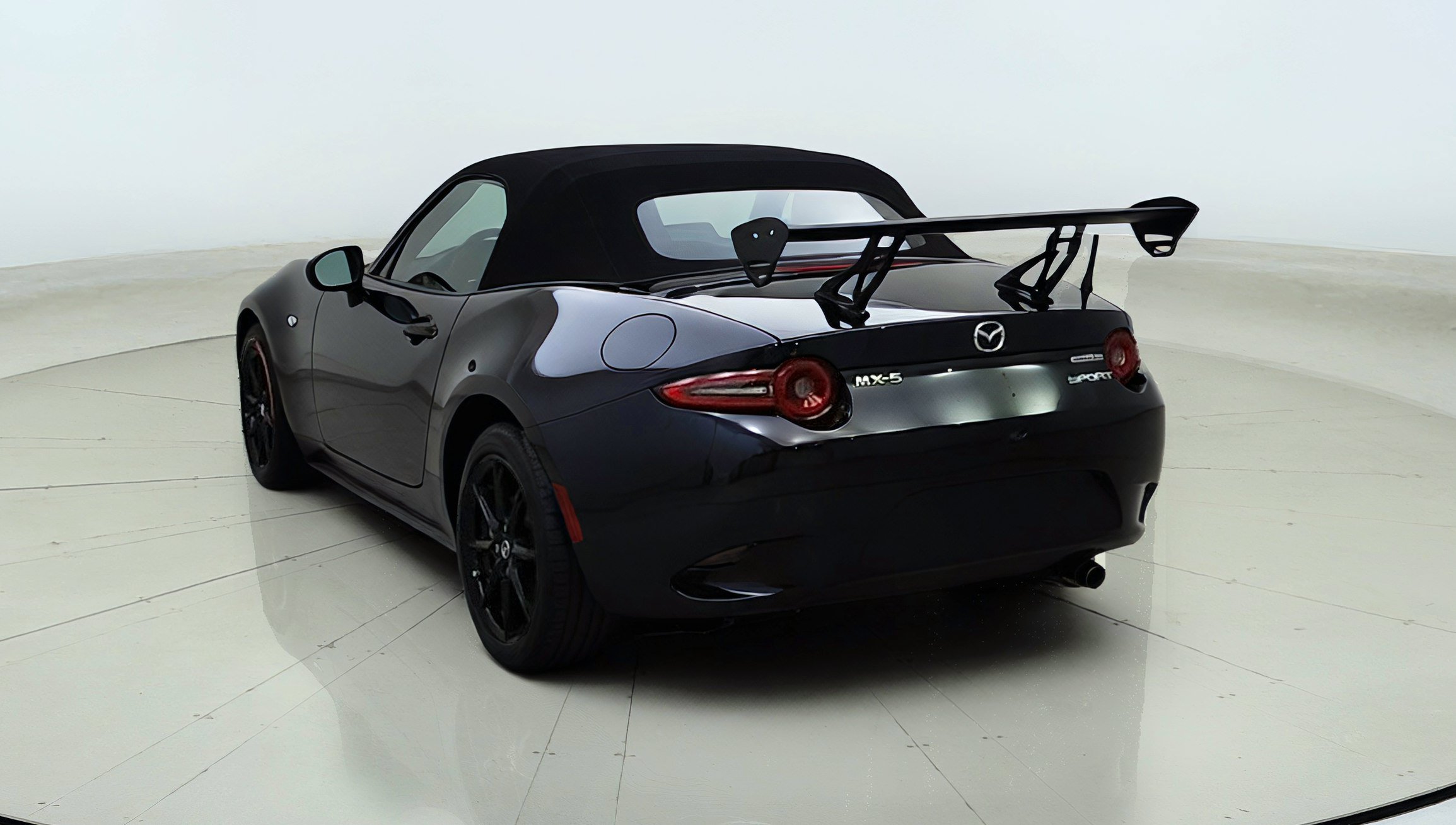 Used 2024 MAZDA MX-5 Miata Sport RWD image 5