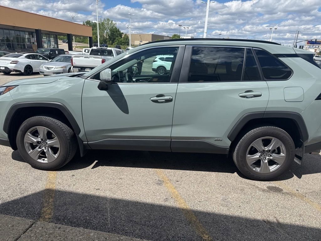 Used 2023 Toyota RAV4 XLE w/ Convenience Package AWD/4WD image 8