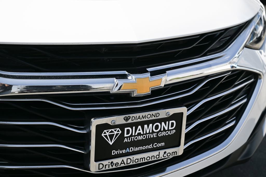 Used 2023 Chevrolet Malibu LS FWD image 11