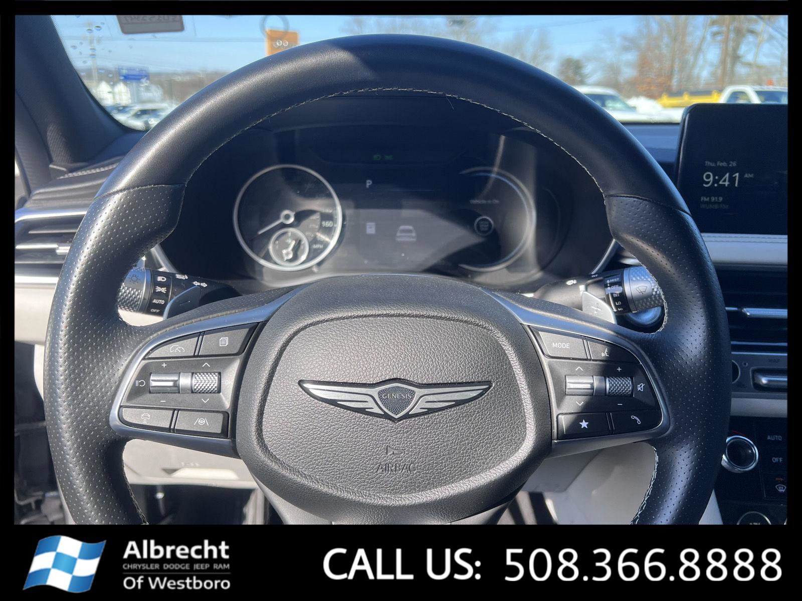 Used 2025 Genesis G70 2.5T image 26