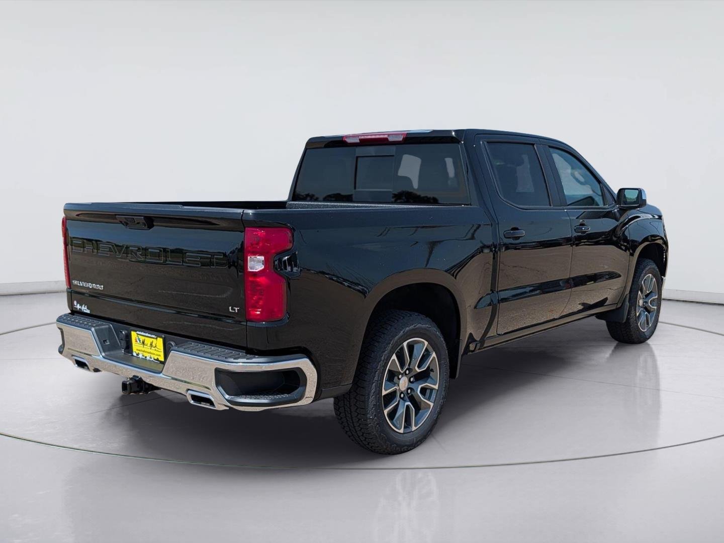 New 2026 Chevrolet Silverado 1500 LT w/ Z71 Off-Road Package AWD/4WD image 5