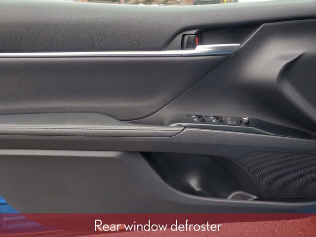 Used 2020 Toyota Camry XSE image 11