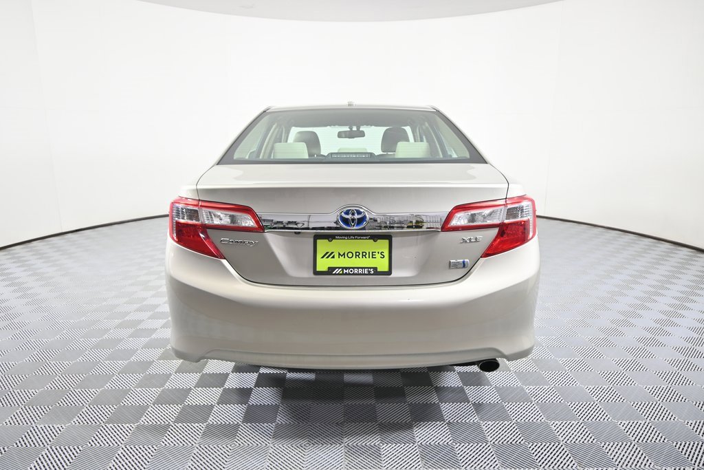 Used 2014 Toyota Camry LE image 5