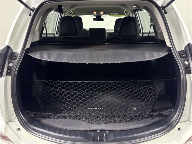 Used 2018 Toyota RAV4 LE image 11