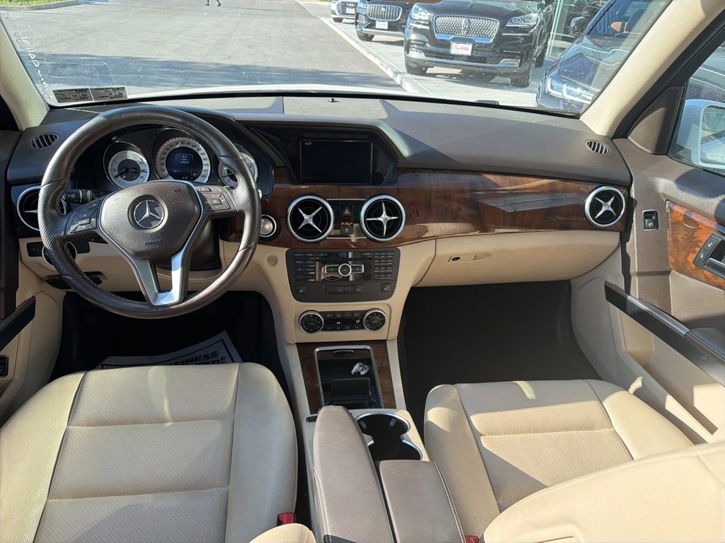 Used 2015 Mercedes-Benz GLK 350 4MATIC image 9