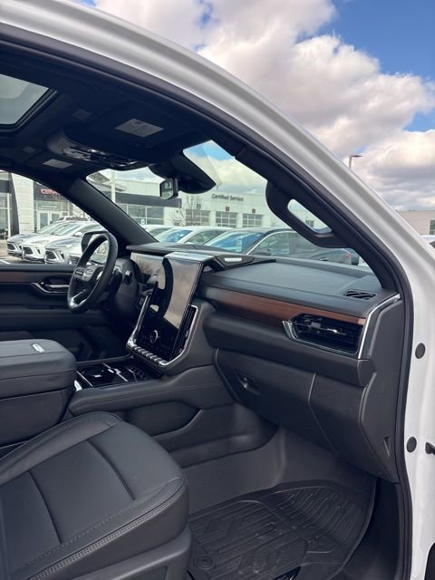 New 2026 GMC Yukon Denali w/ Sun & Power Step Package image 42