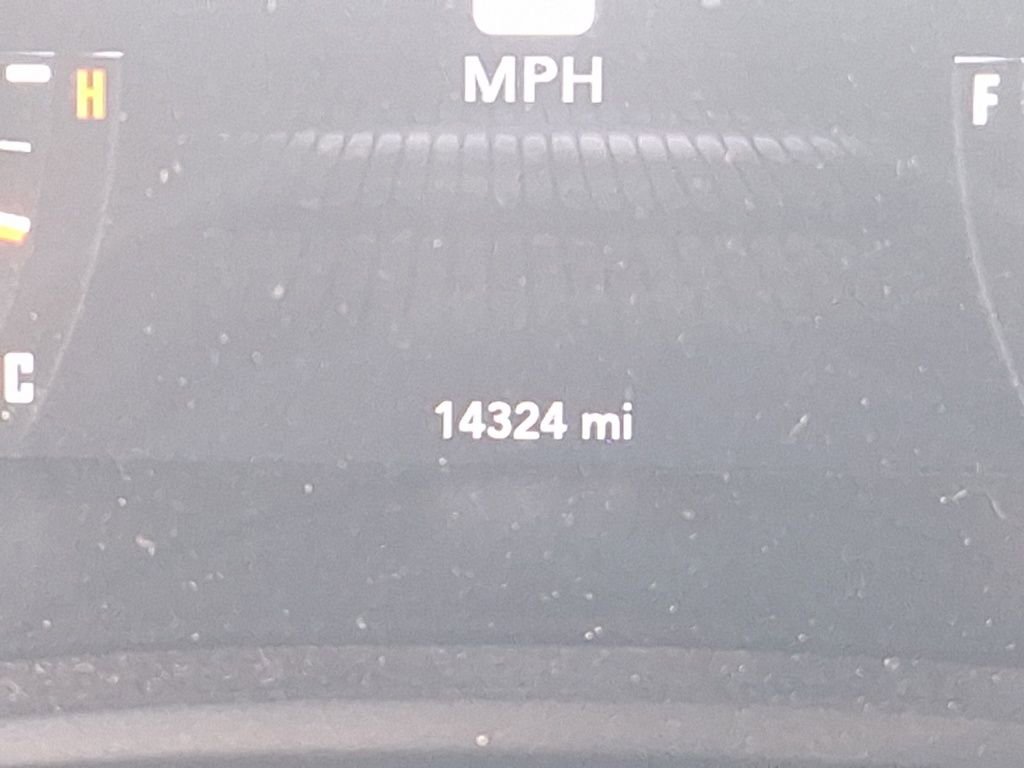 Used 2023 Dodge Challenger R/T w/ Plus Package image 32