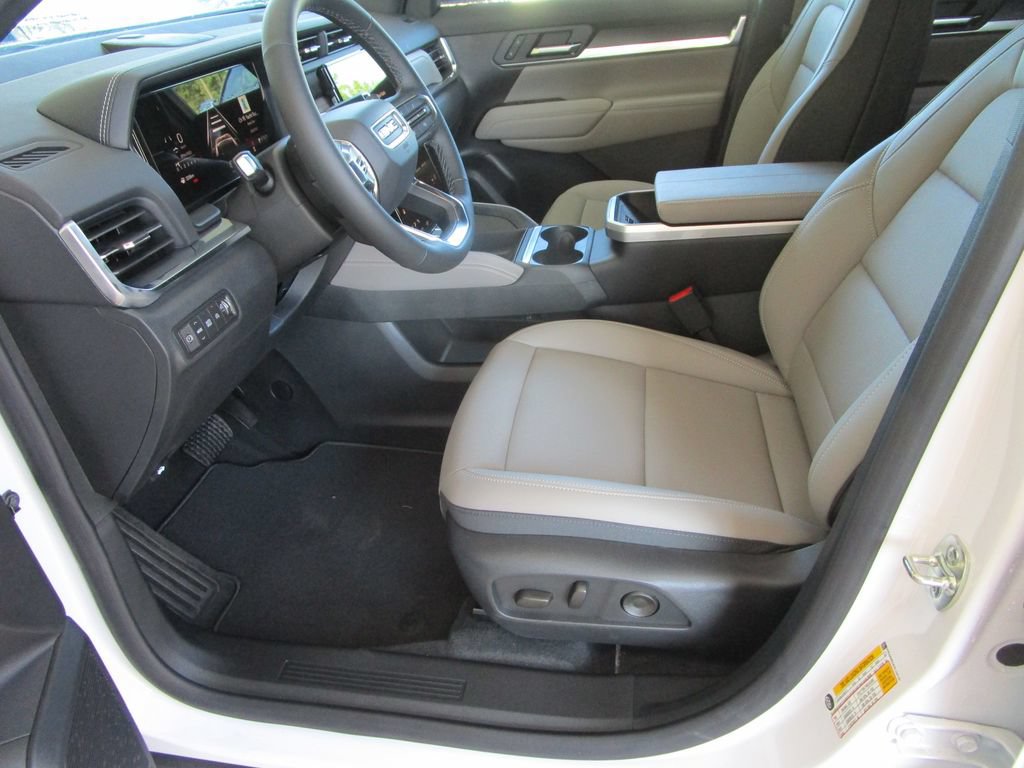 New 2027 GMC Terrain Elevation w/ Elevation Premium Package FWD image 25
