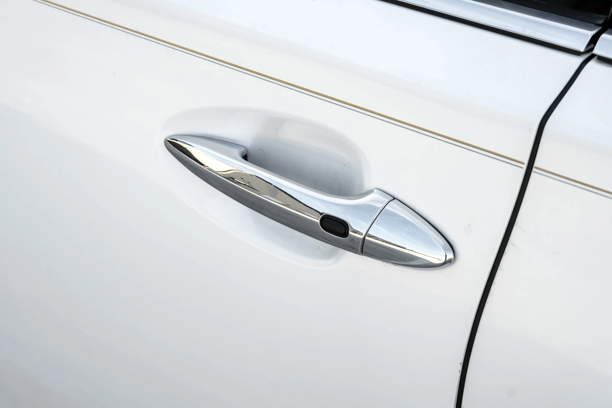 Used 2012 Lexus LS 460 image 40