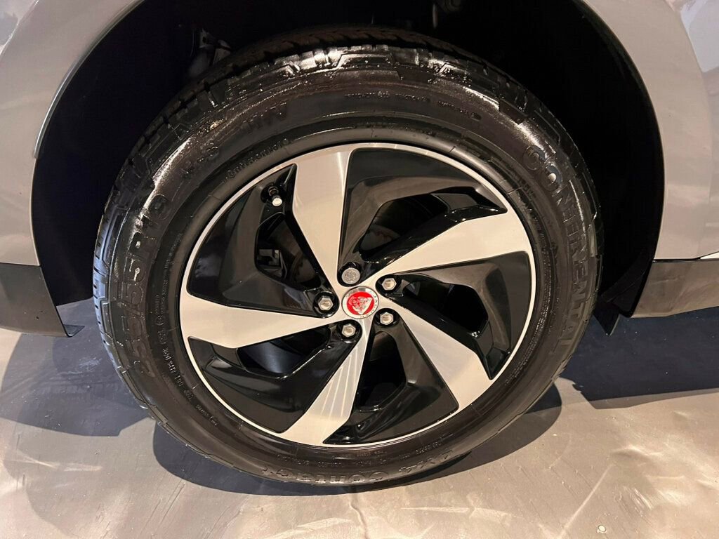 Used 2021 Jaguar F-PACE S image 12