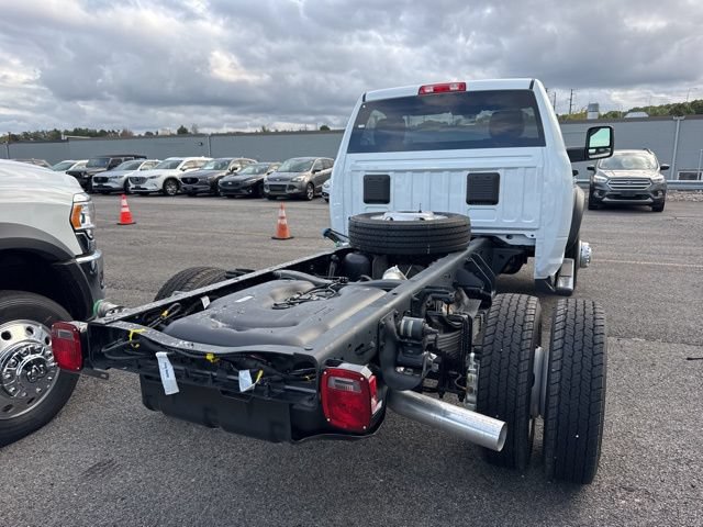 Used 2024 RAM 5500 Tradesman AWD/4WD image 3