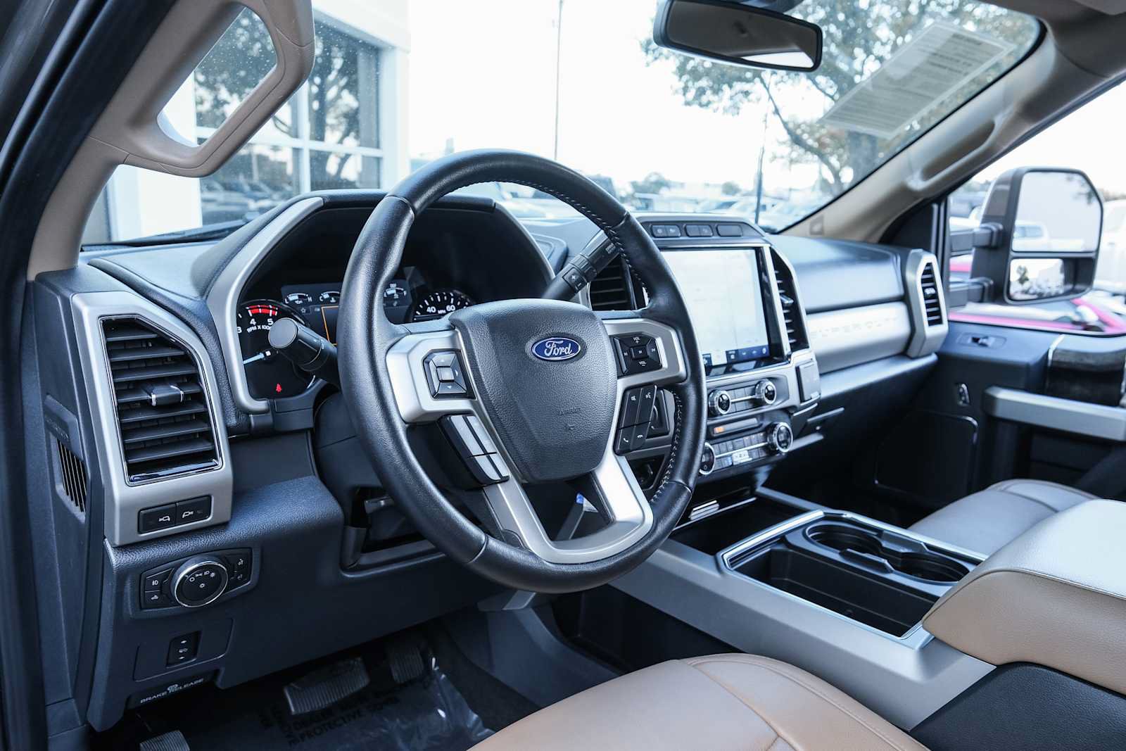 Used 2022 Ford F250 Lariat w/ Lariat Value Package AWD/4WD image 22