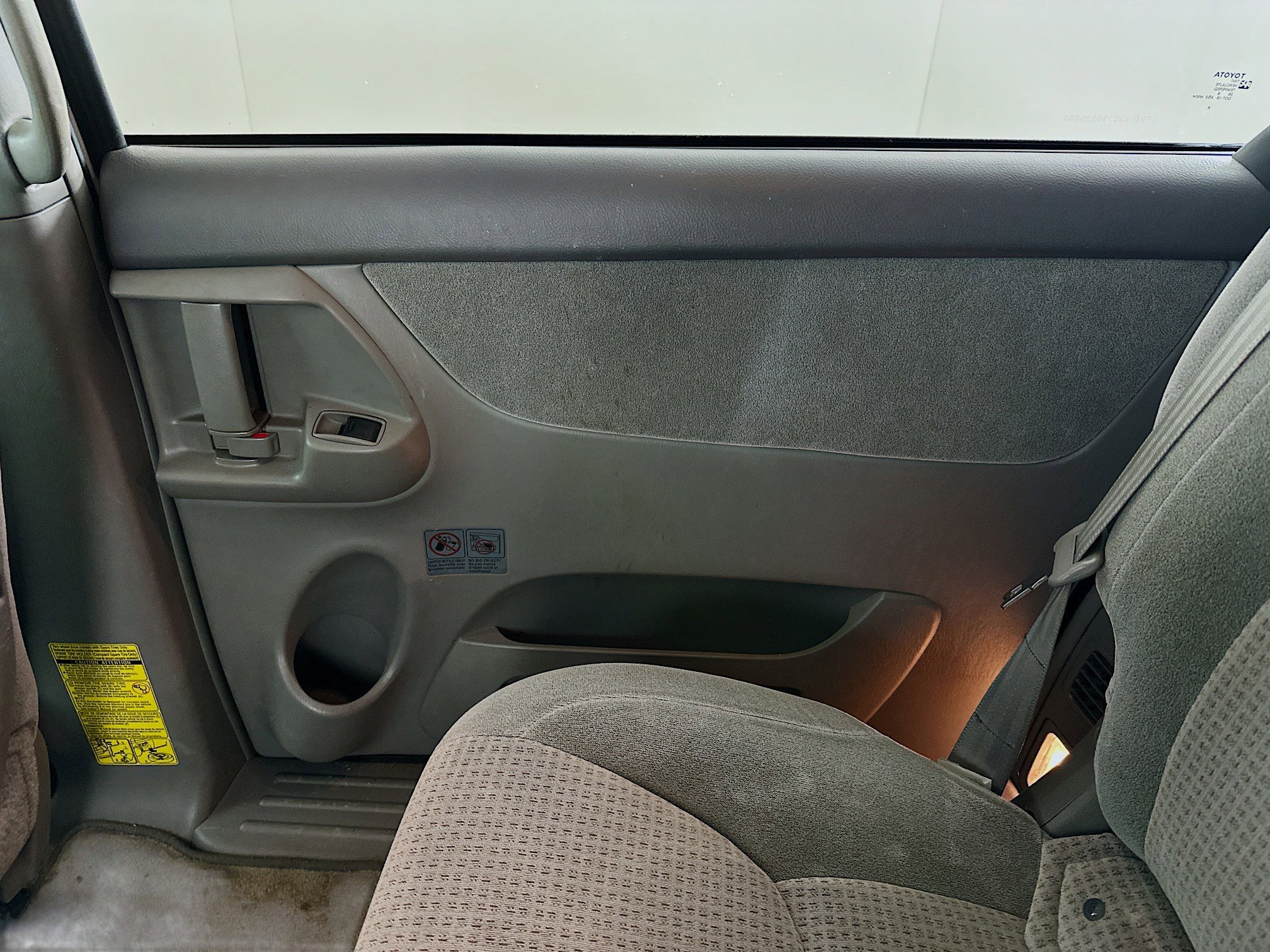 Used 2009 Toyota Sienna CE FWD image 29