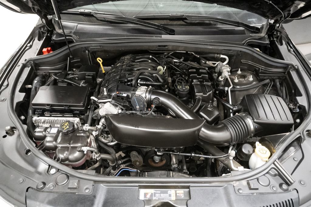 Certified 2024 Dodge Durango SXT image 3