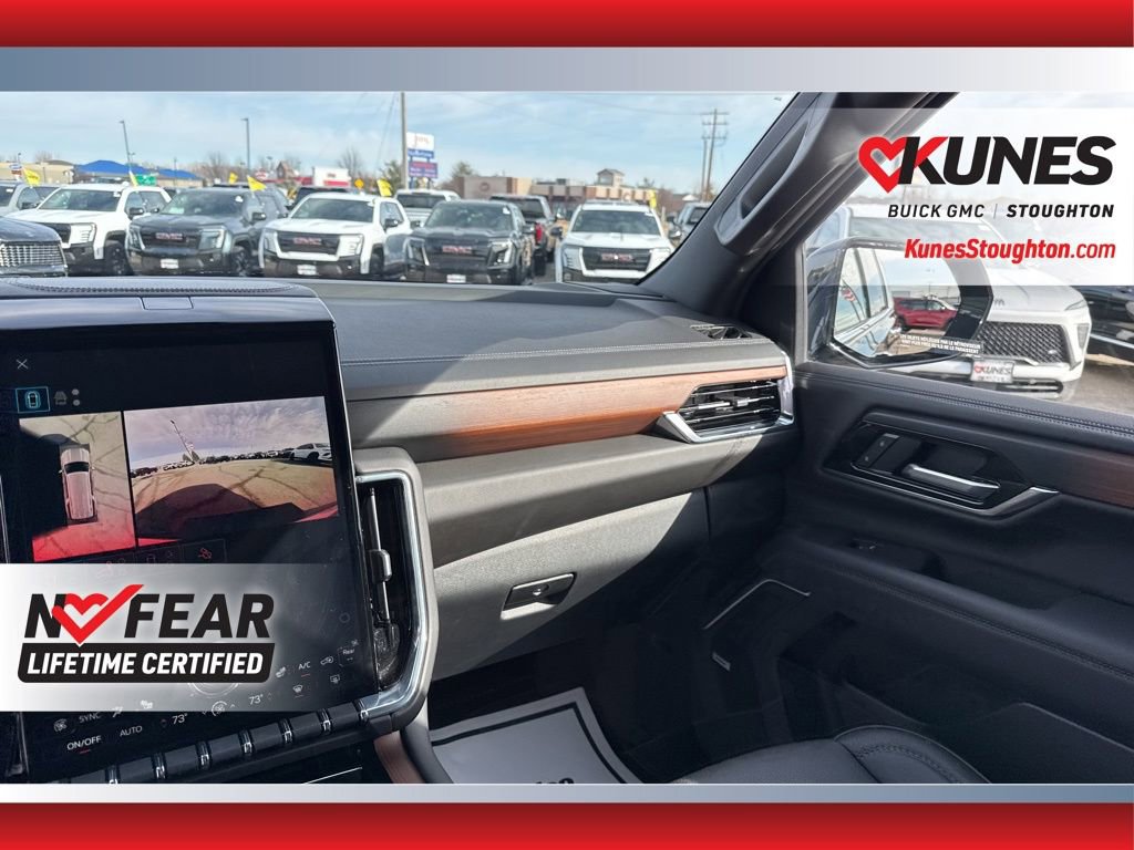 Used 2025 GMC Yukon XL Denali image 42