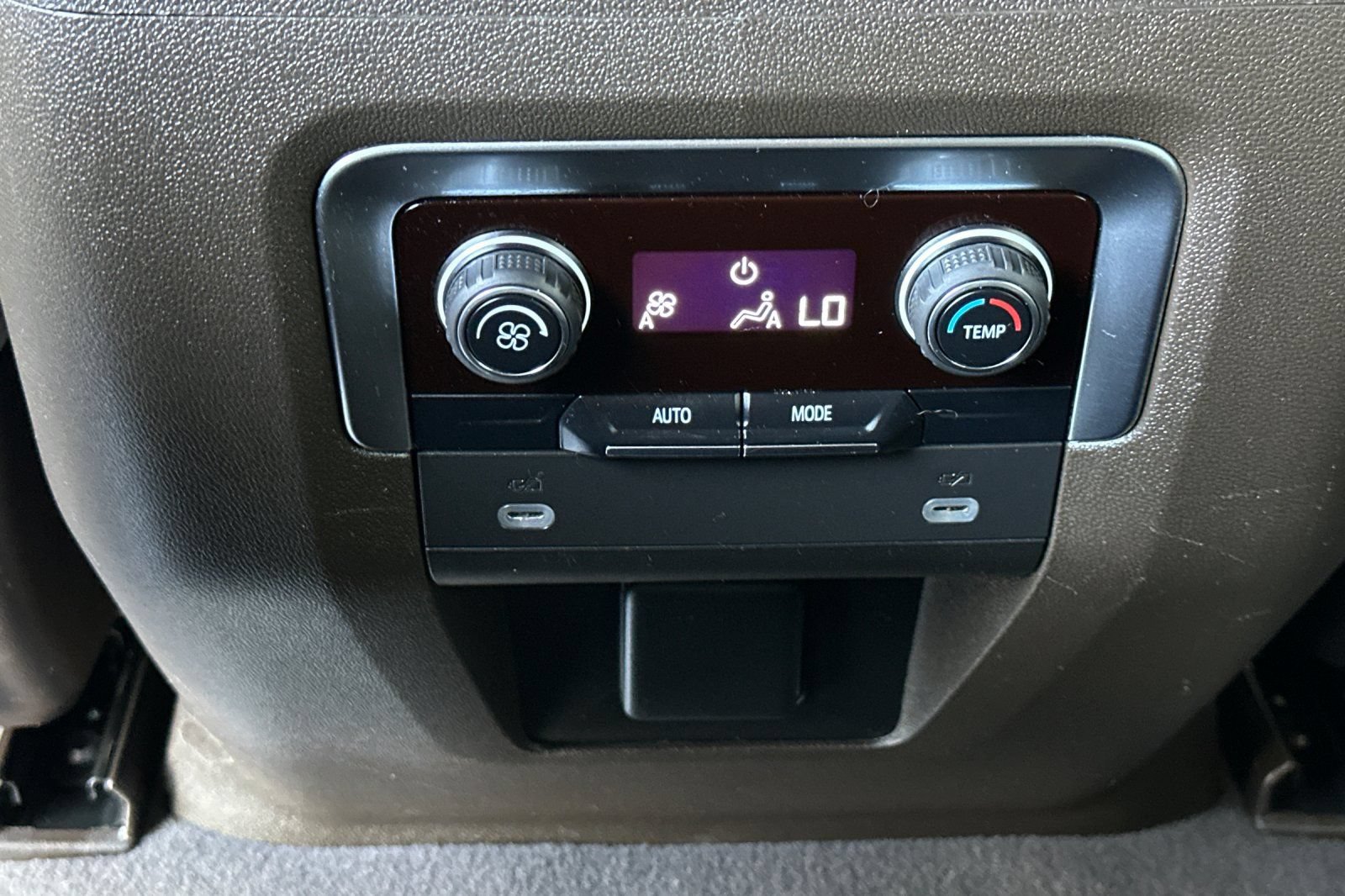 Certified 2024 Chevrolet Tahoe LT AWD/4WD image 15