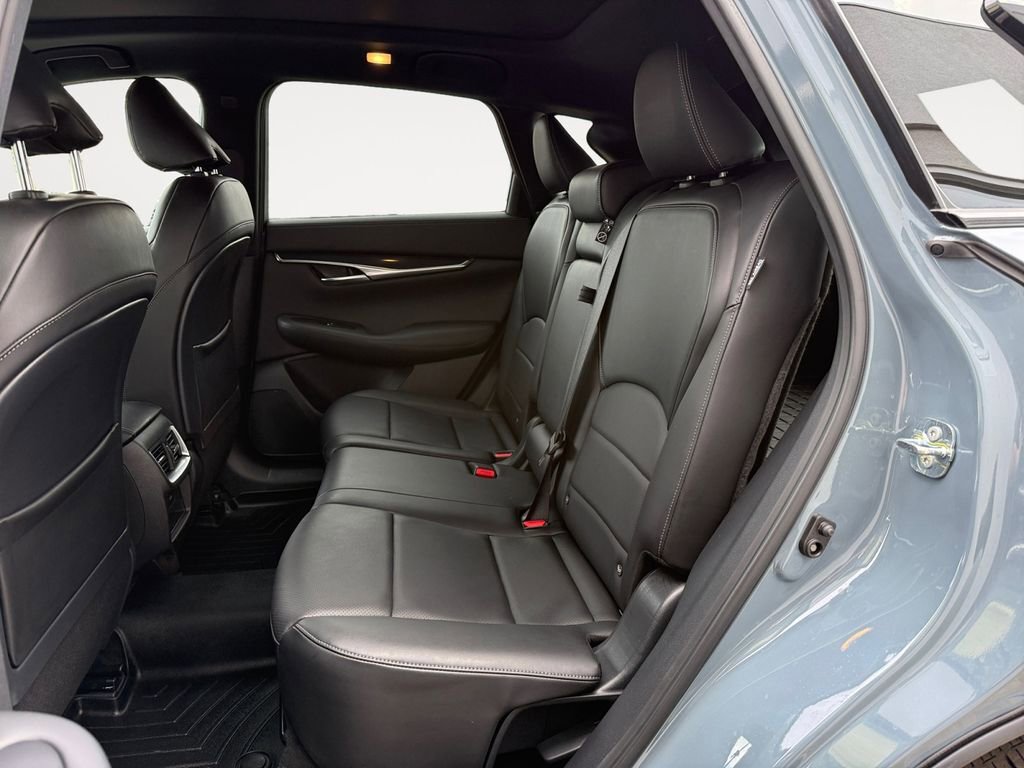 Used 2024 INFINITI QX50 Sport image 13